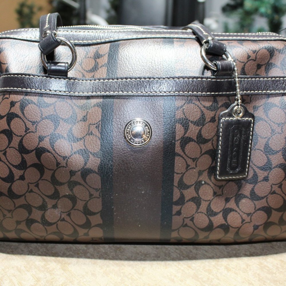 Coach Signature Coated Canvas Stchel Bag